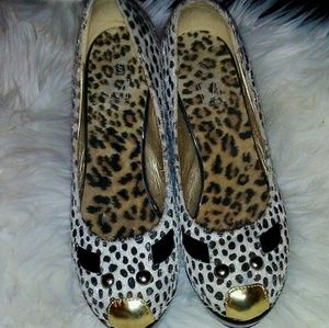 Makers orignal animal print wedges